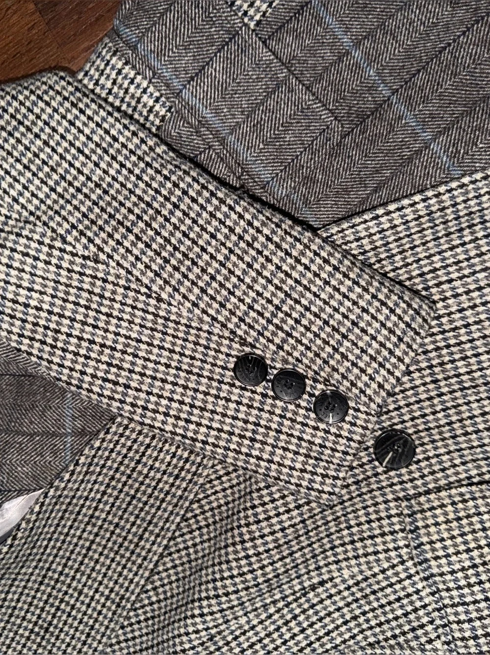 Avec Les Filles Mixed Plaid Double Breasted Blazer party summer $169  Classic